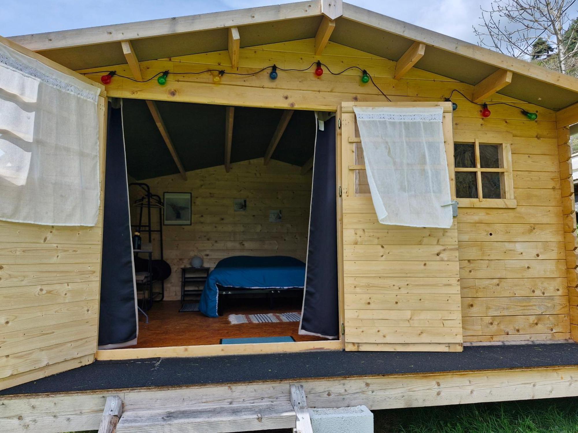 La Cabane Des Lucioles Saint-Julien-Boutières Kültér fotó
