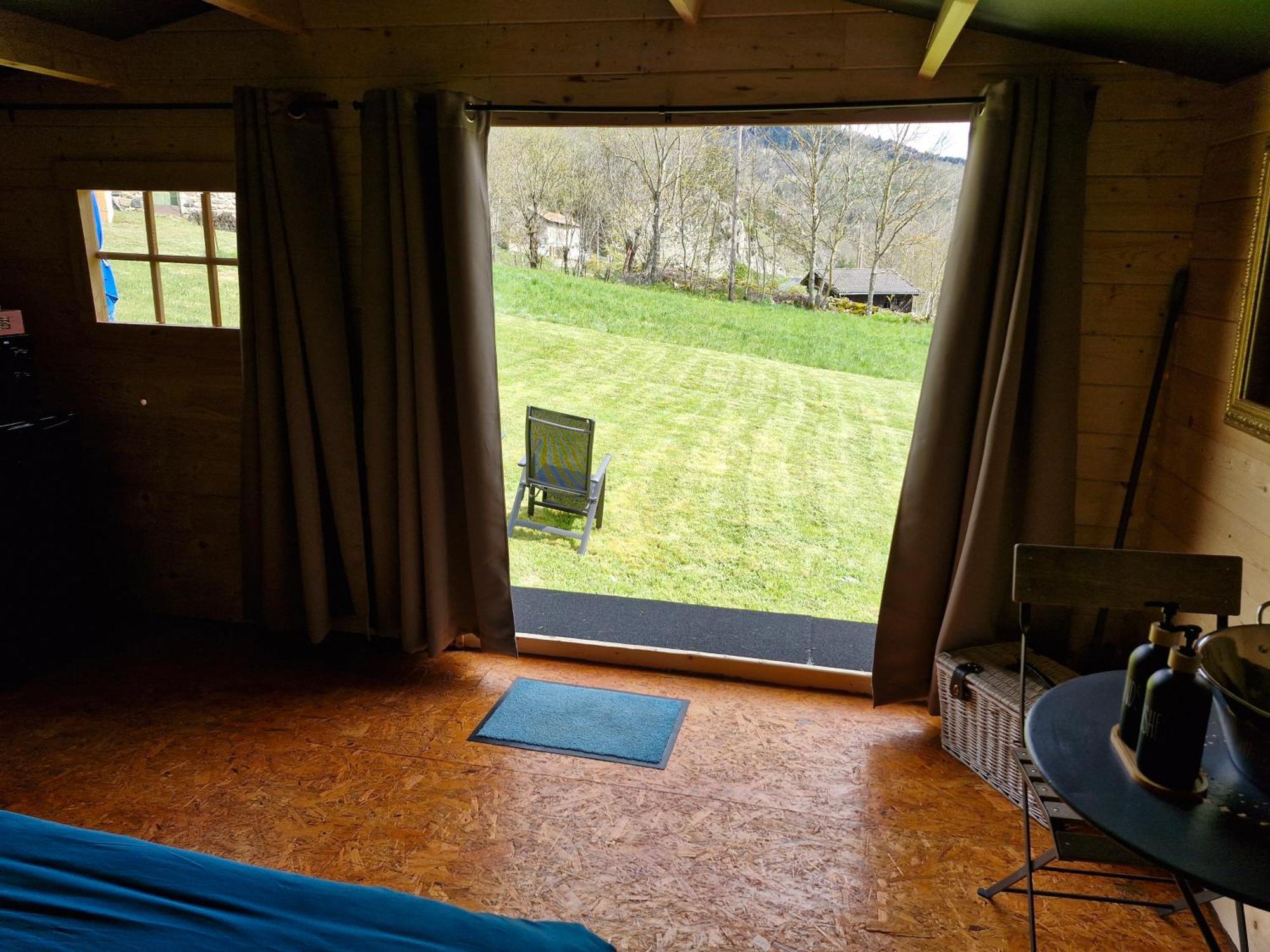 La Cabane Des Lucioles Saint-Julien-Boutières Szoba fotó